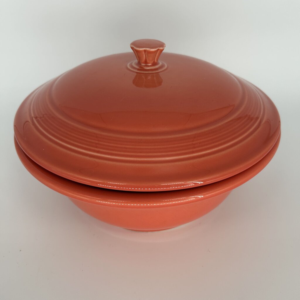 Fiesta Bowl w/ Lid