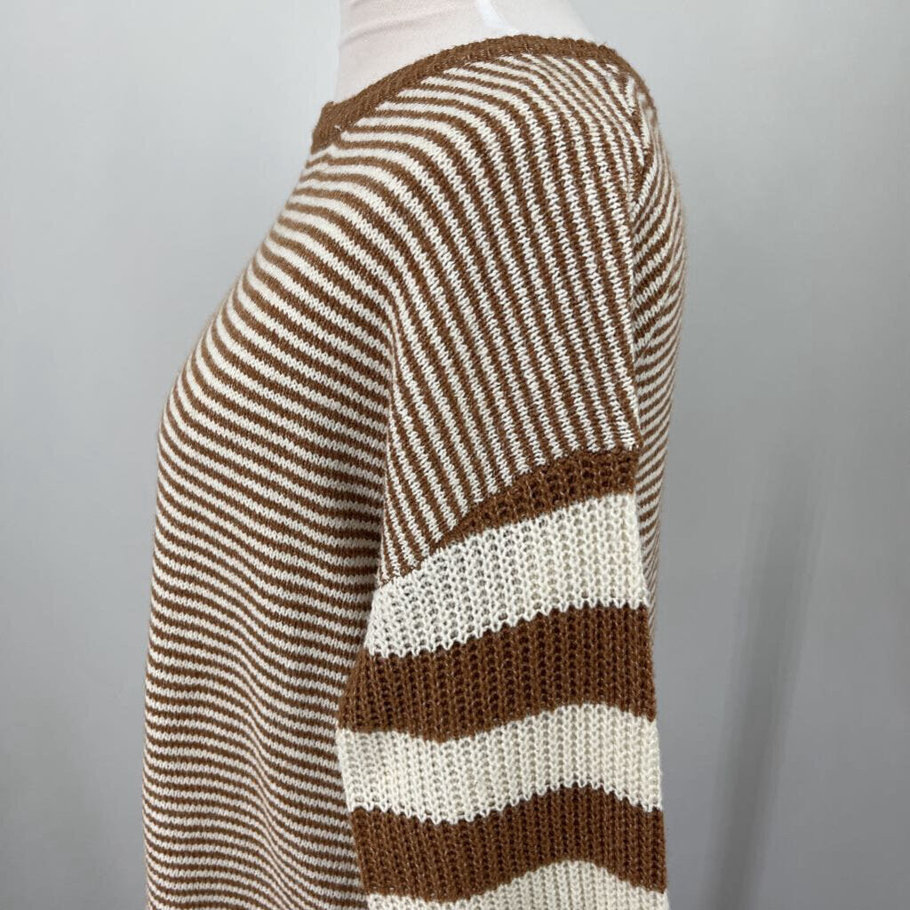 Betsey's Boutique Shop Sweater