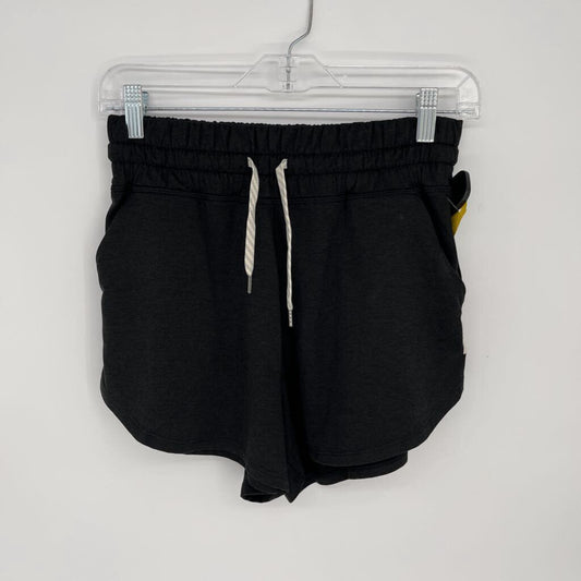 Vuori Shorts