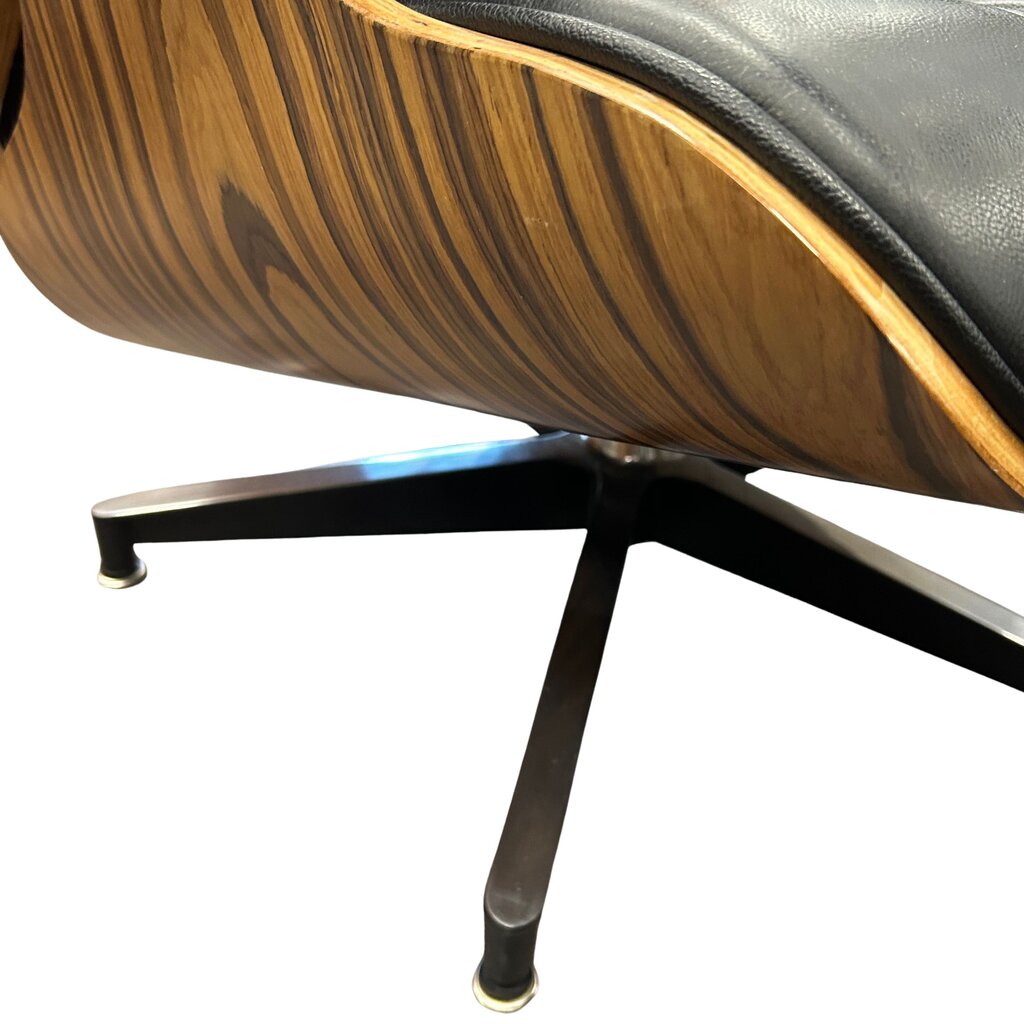 MCM Chair w/ Ottoman