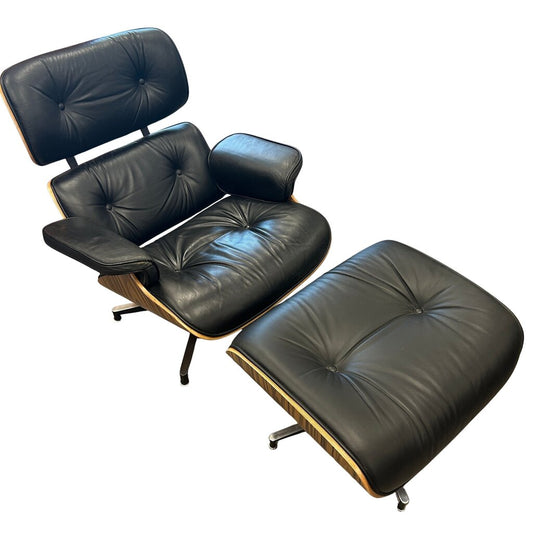 MCM Chair w/ Ottoman