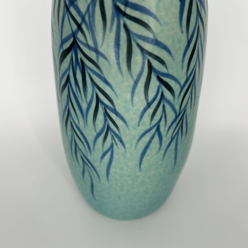 Leaf Pattern Vase