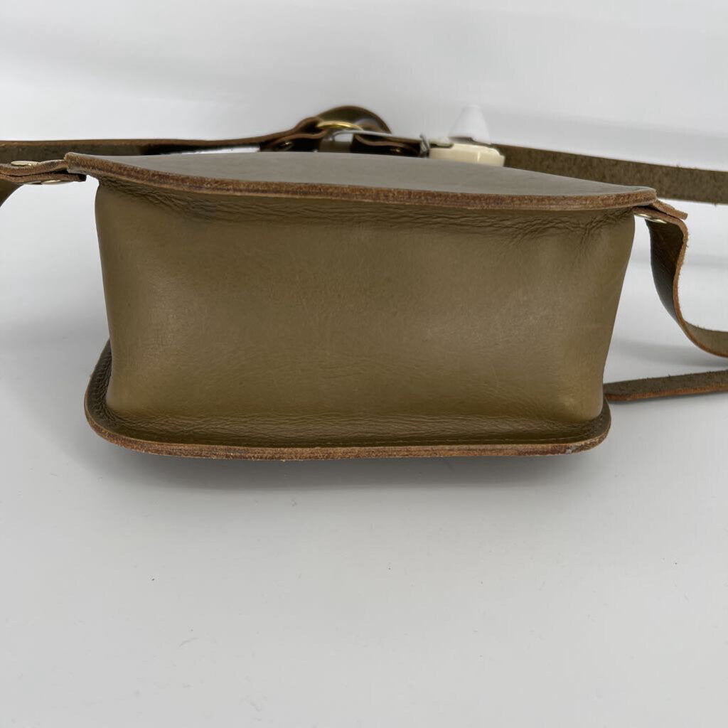 Howl & Hide Mini Keystone Backpack