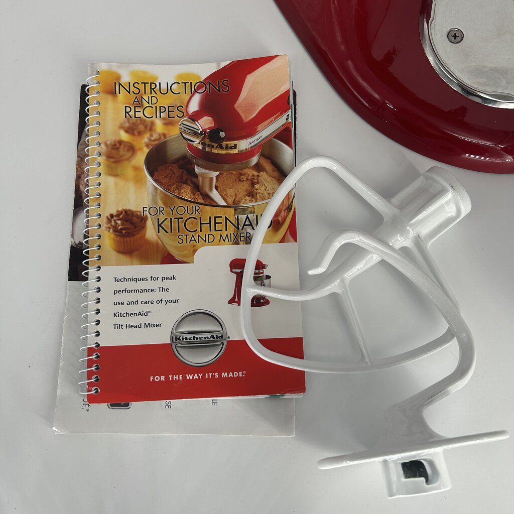 KitchenAid Mixer w/ Accs