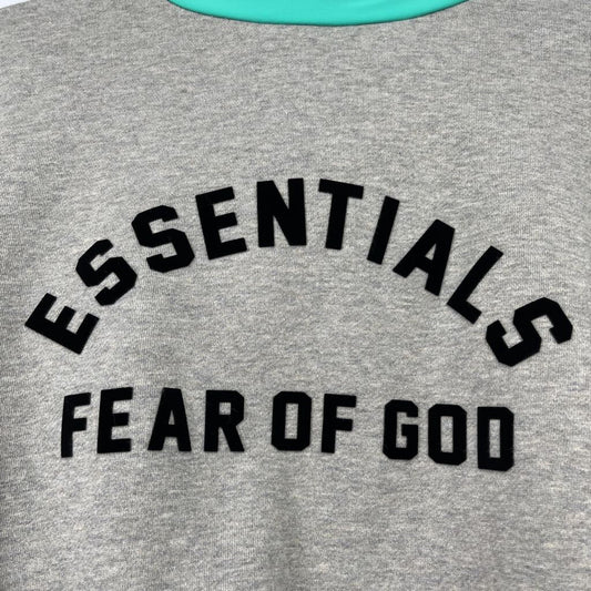 Essentials Sweatshrit