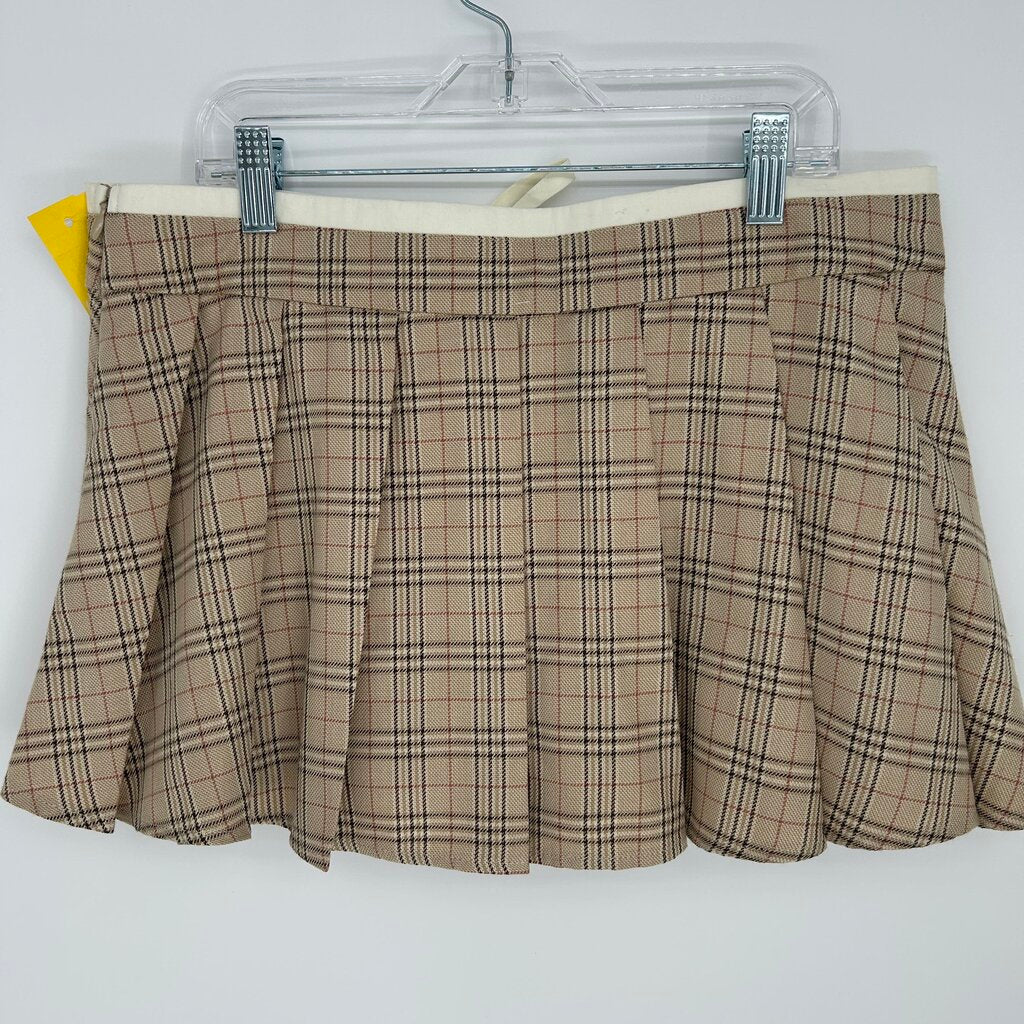 Celebrity Pink Pleated Skort