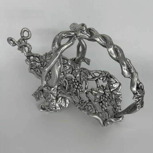Metal Grapevine Bottle Holder