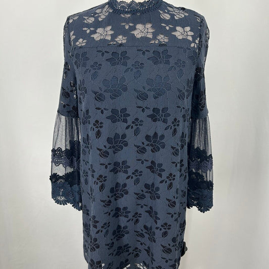 Entro L/s Floral Lace Dress