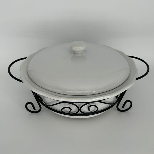 Casserole Dish w/ Lid & Stand