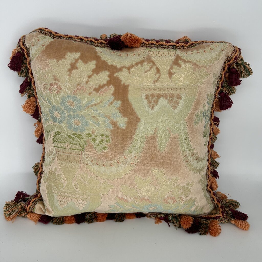 Passamaneria Toscana Pillow