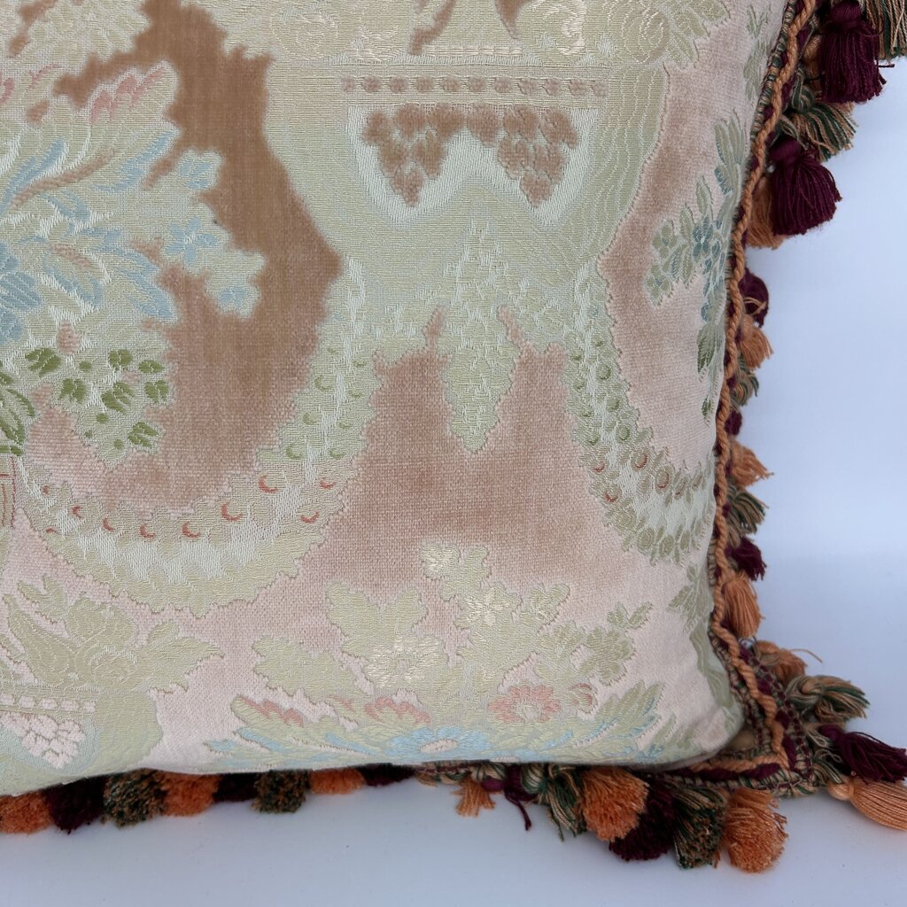 Passamaneria Toscana Pillow