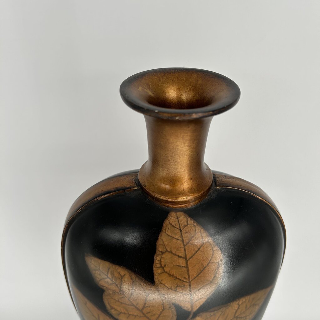 Leaf Motif Vase