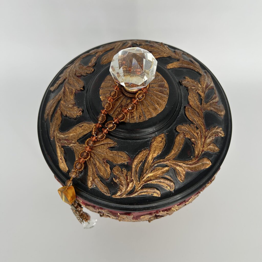 Cut Out Leaf Canister