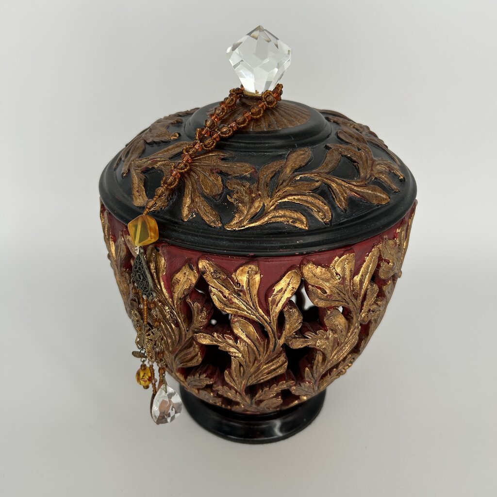 Cut Out Leaf Canister
