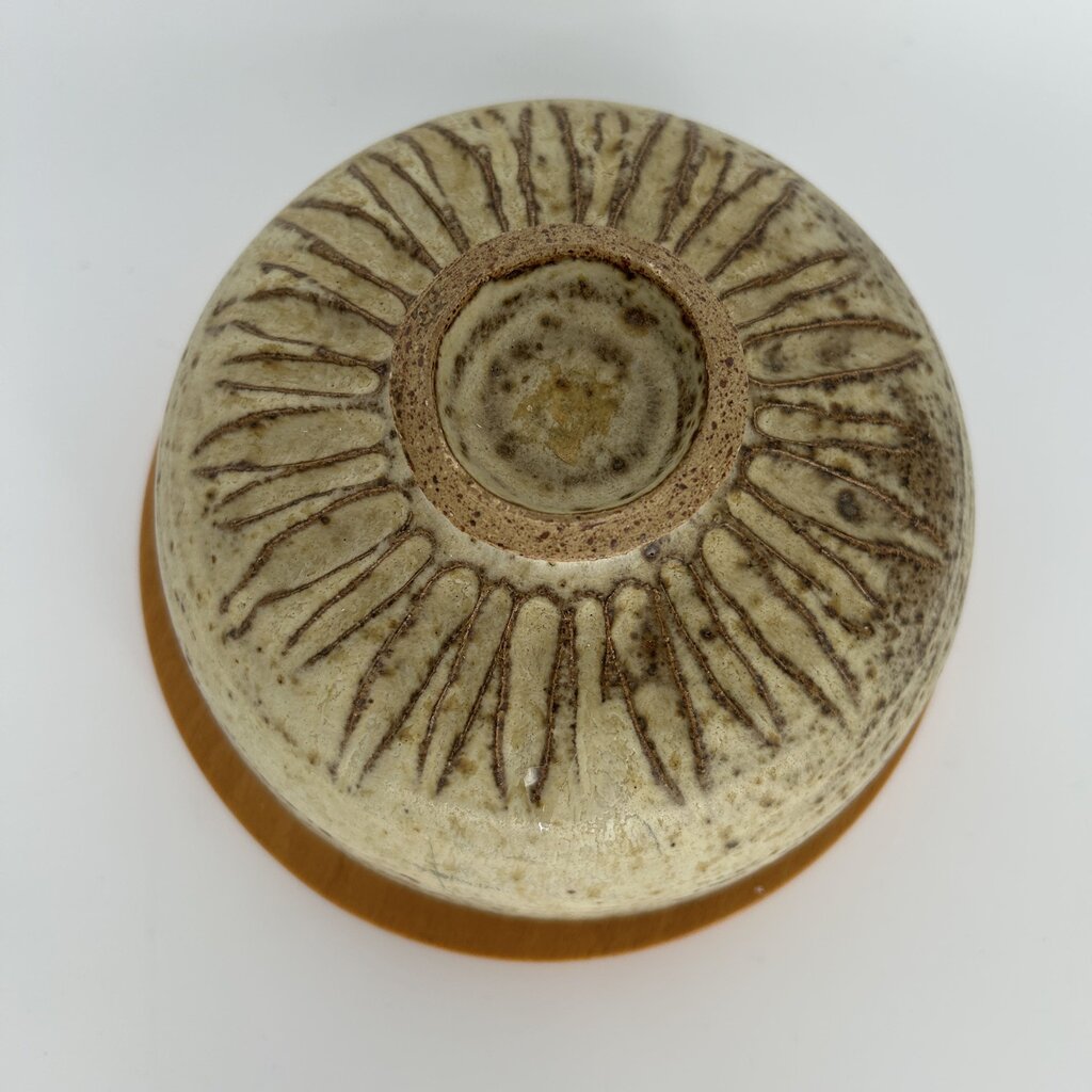 Stoneware Butter Dish w Wood Base