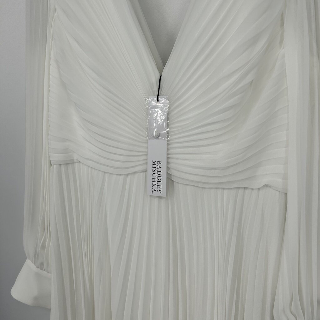 Badgley Mischka L/s Gown