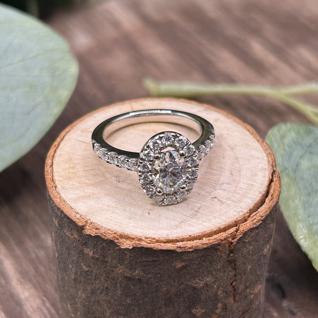 14k Oval Halo Diamond Engagement Ring