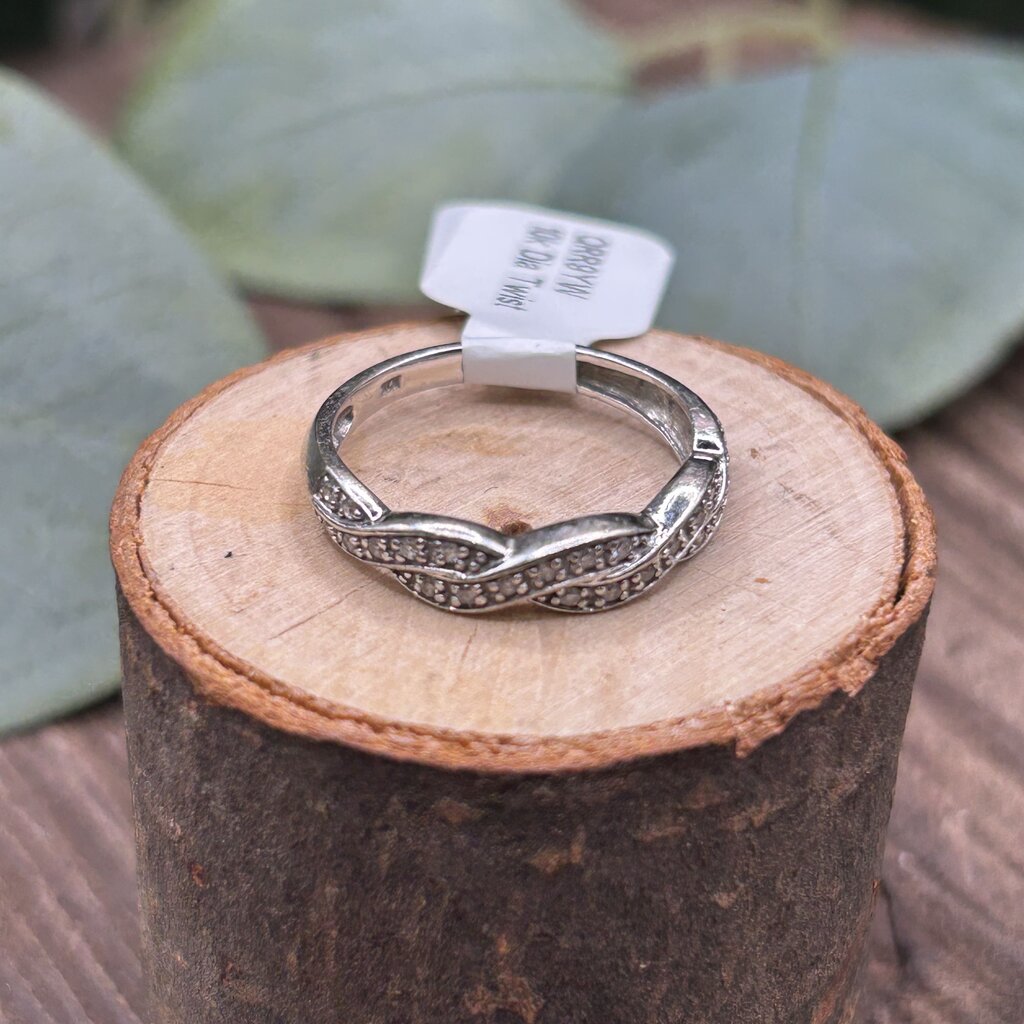10k WG Diamond Twist Ring