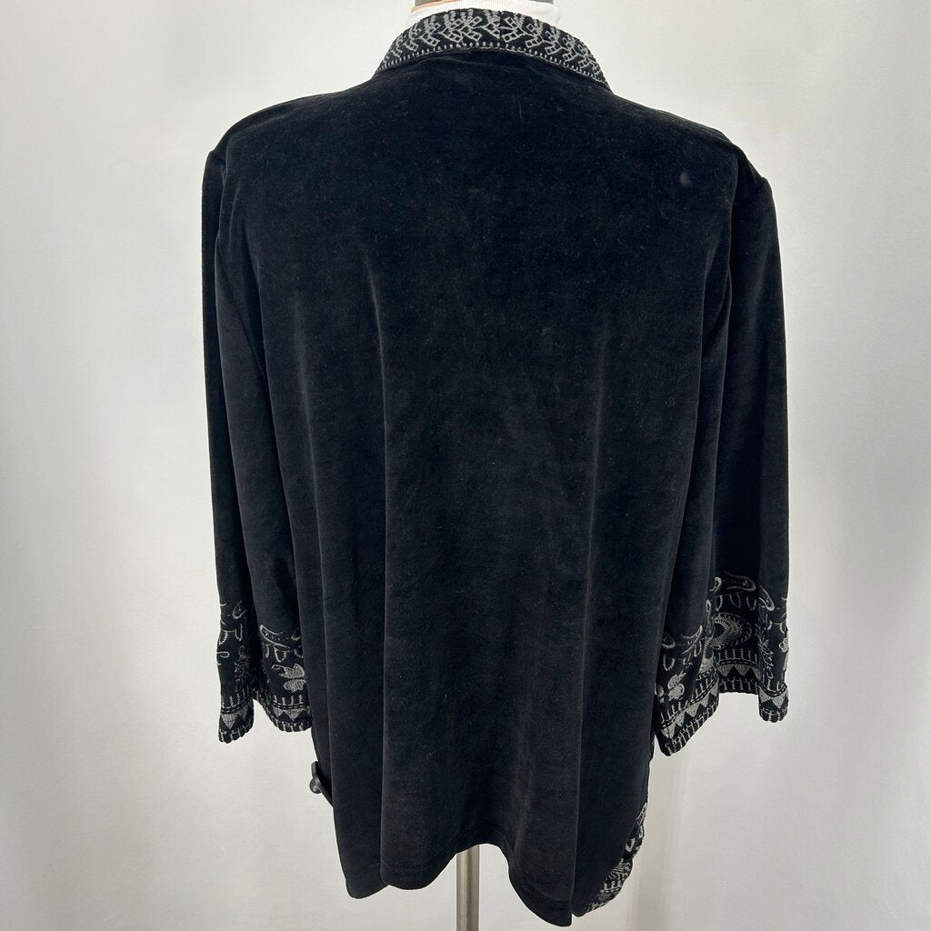 Sweet Magnolias Fleece Jacket