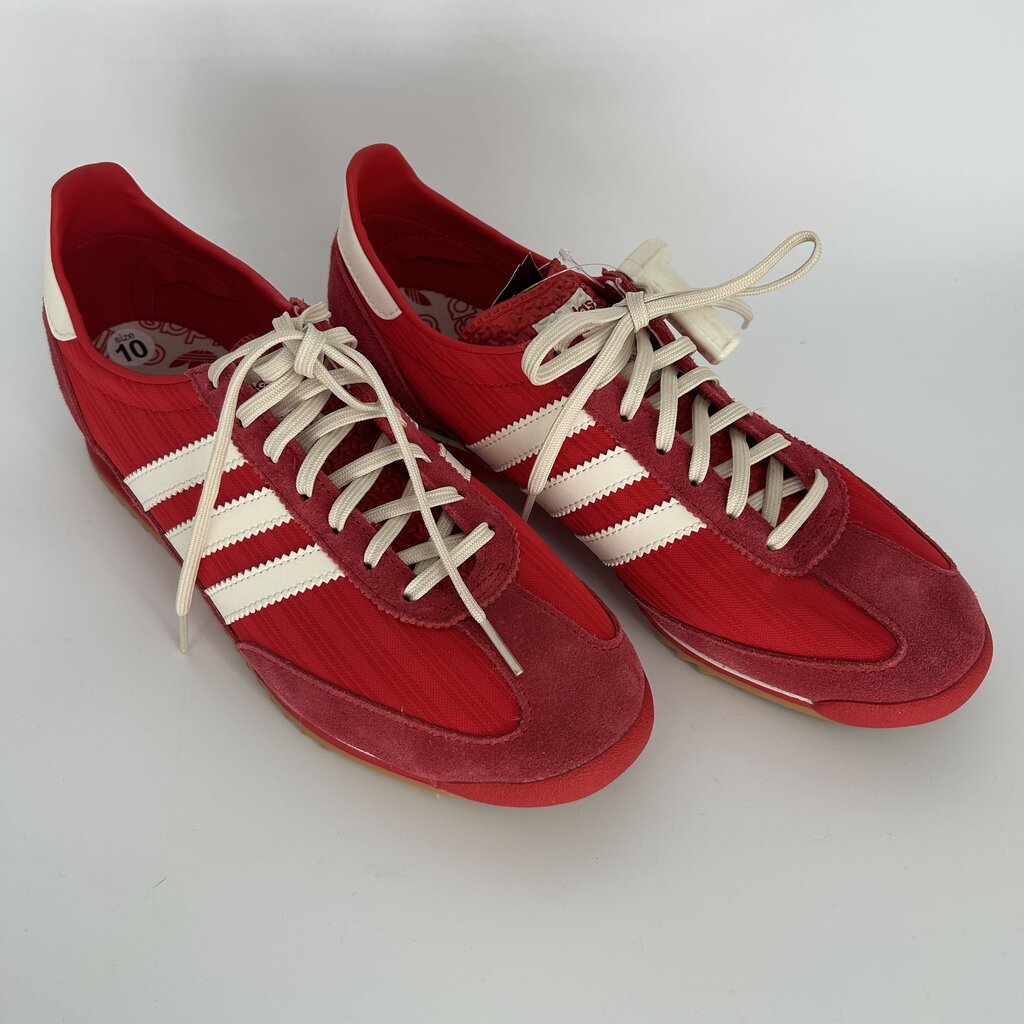 Adidas Sneakers