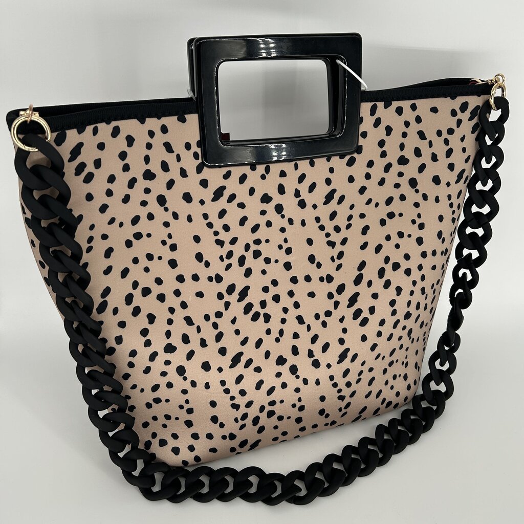 Bagging Rights Tote w/ Pouch