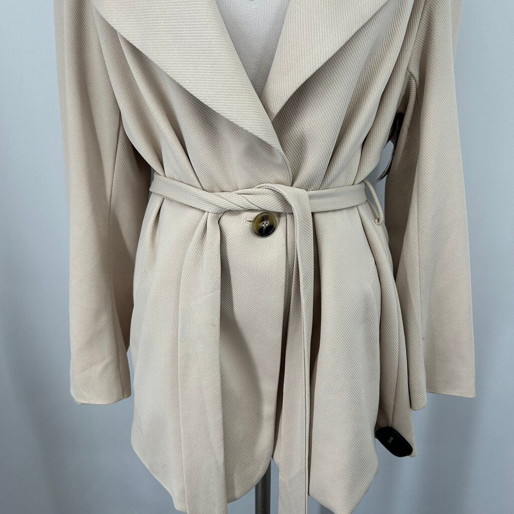 BloomChic Wide Collar Jacket