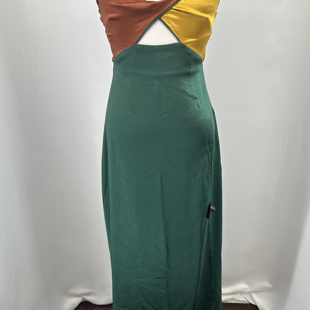 Lina Slvls Gown