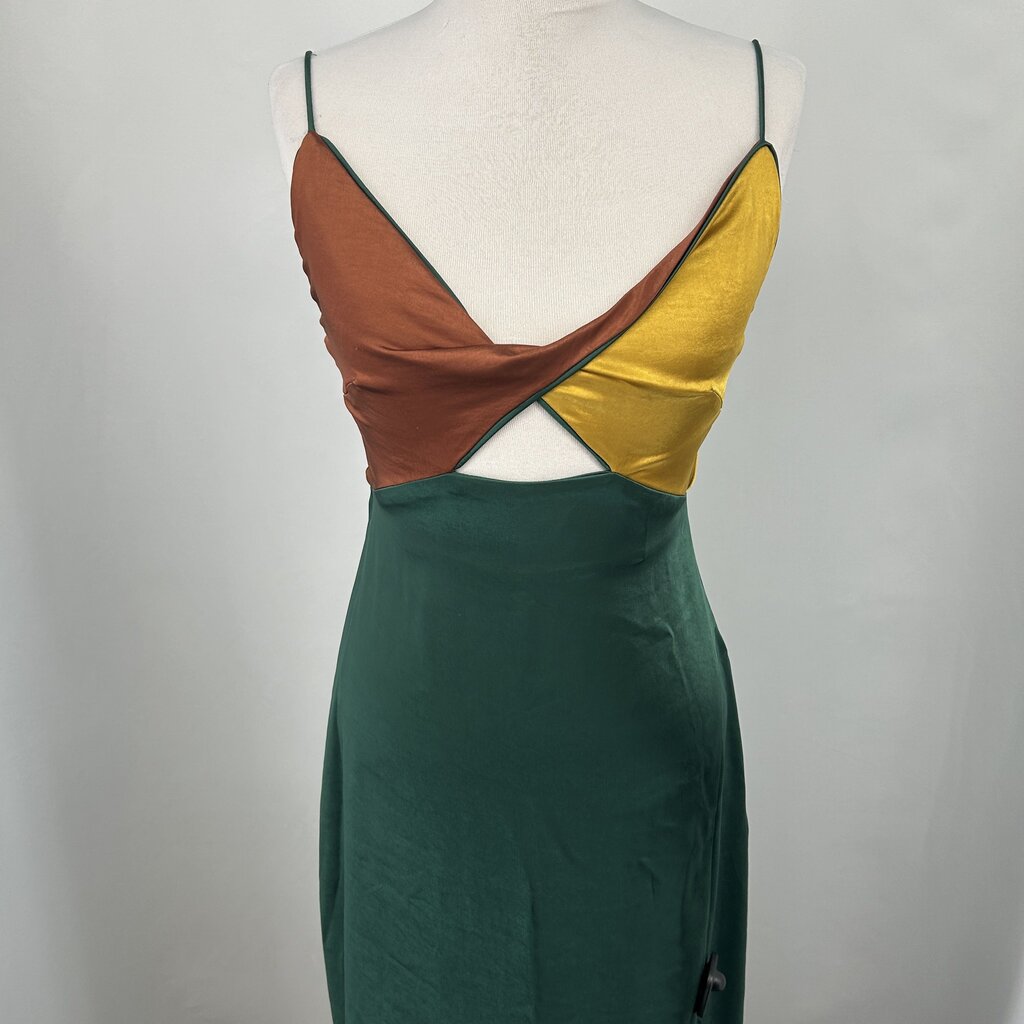 Lina Slvls Gown