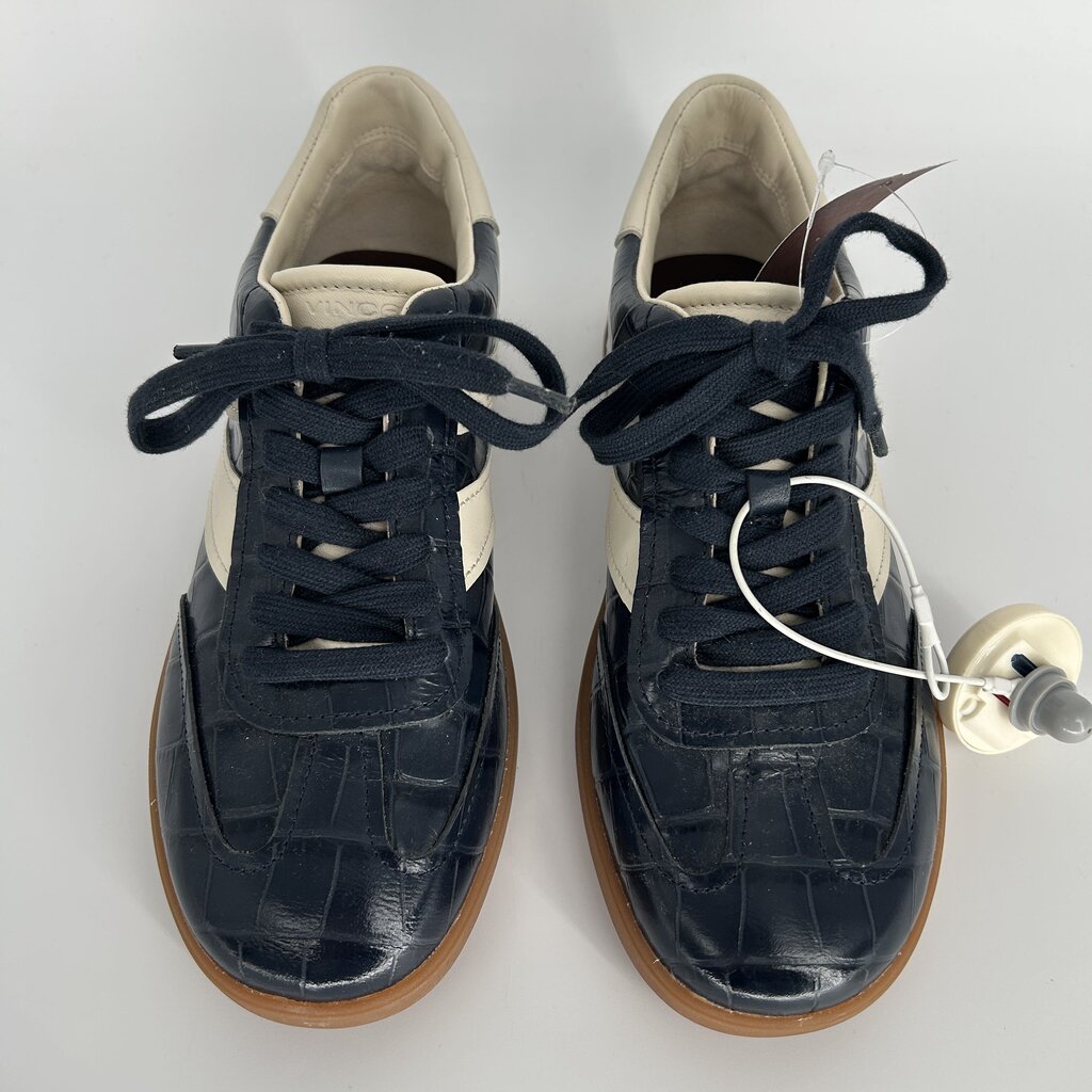 Vince Sneakers