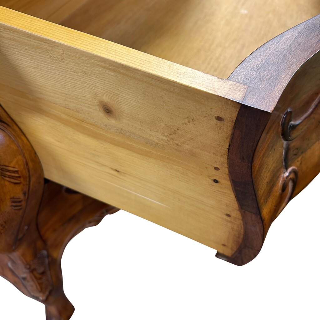 Bombay Chest