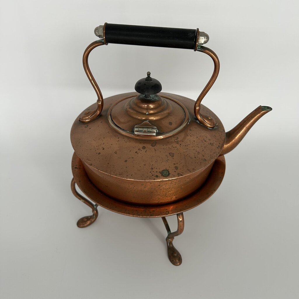 VTG Copper Teapot on Stand