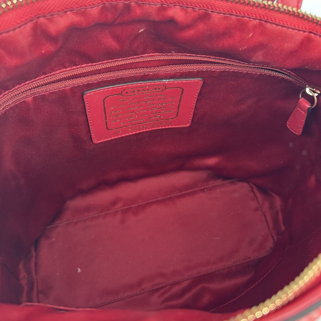 Coach Signature Canvas Tote