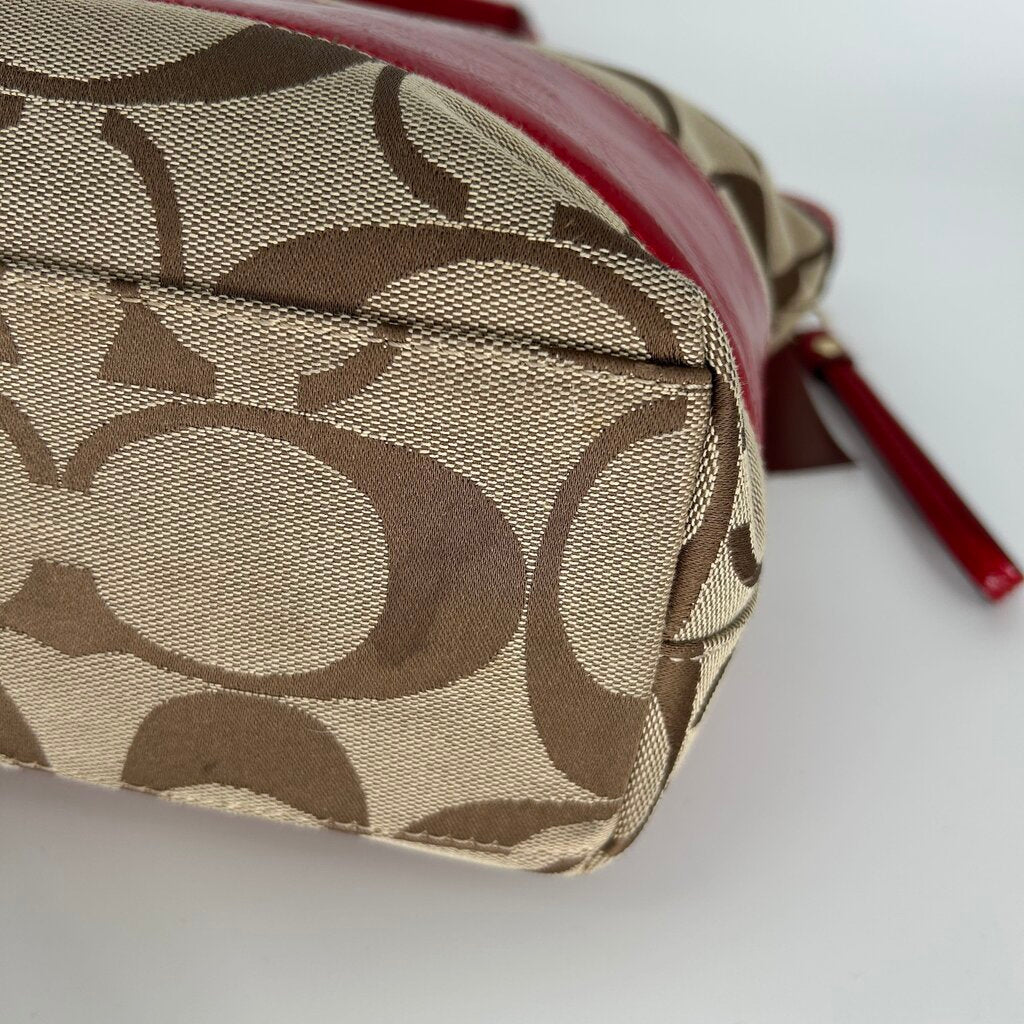 Coach Signature Canvas Tote