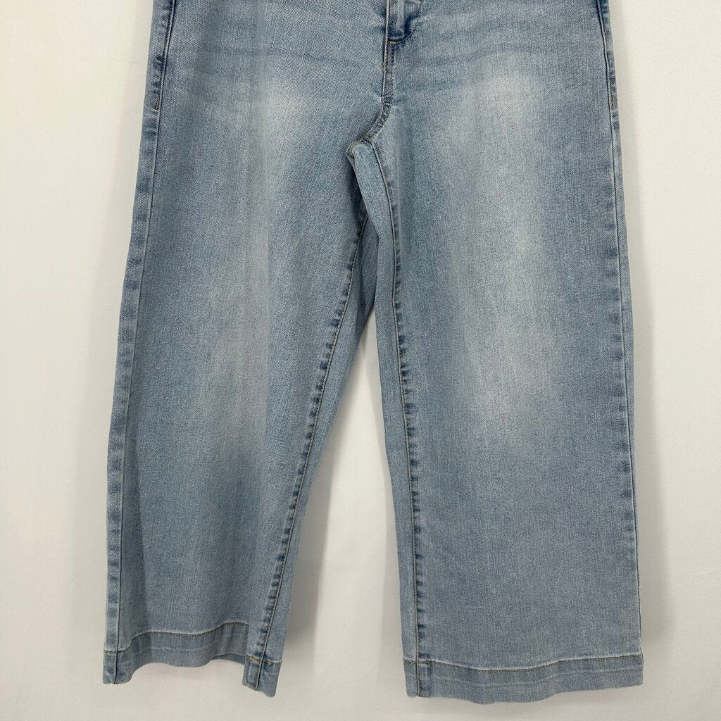 Curve Appeal Crop Jeans