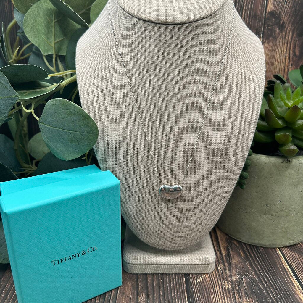 Tiffany & Co x Elsa Peretti Bean Necklace