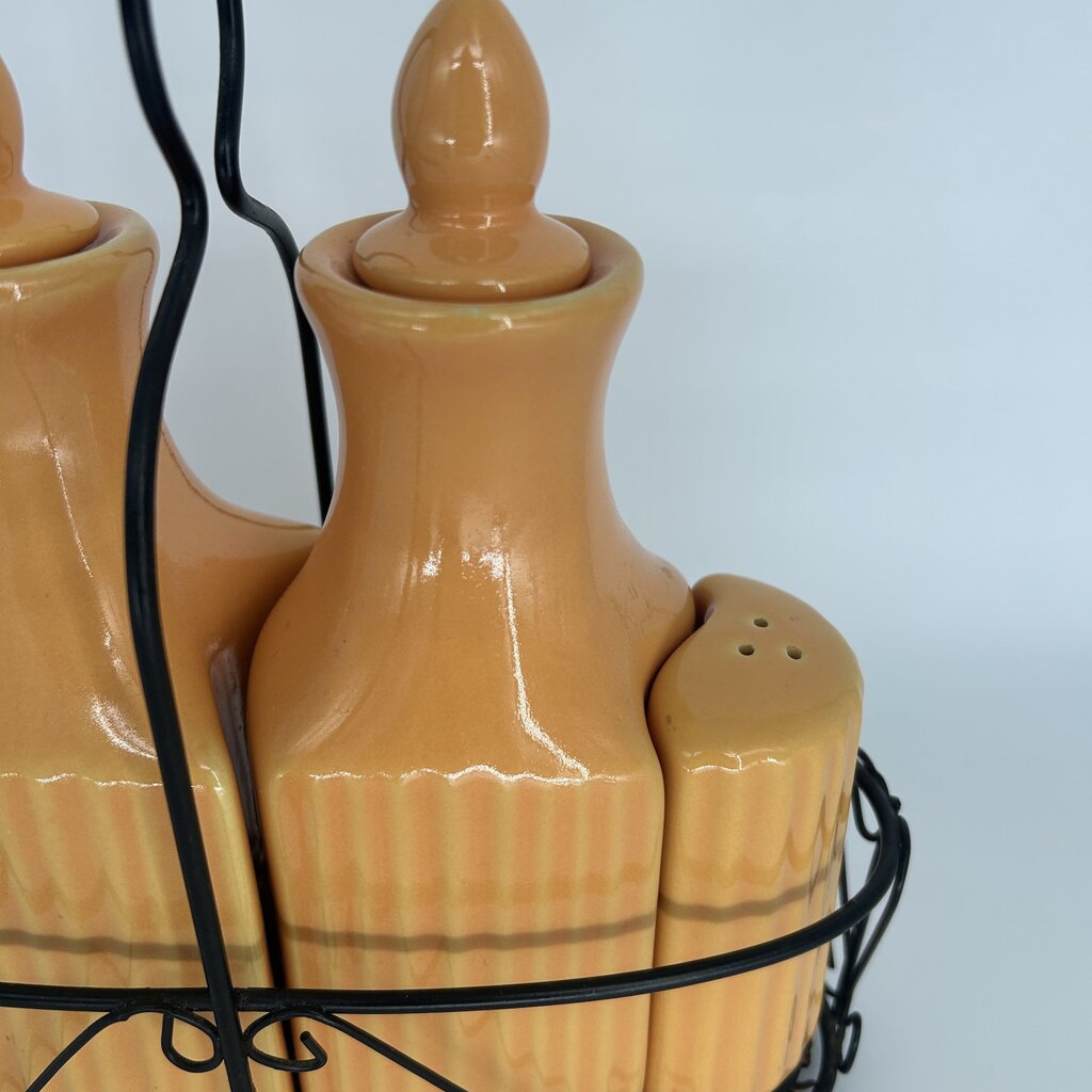 Temptations S&P O&V Caddy Set