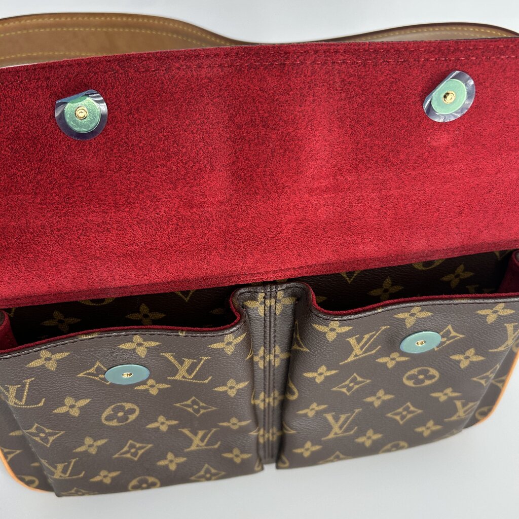 Louis Vuitton Shoulder Bag