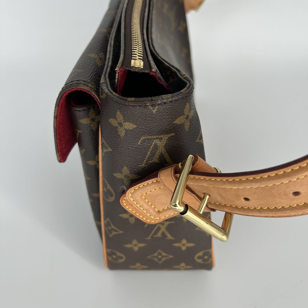 Louis Vuitton Shoulder Bag