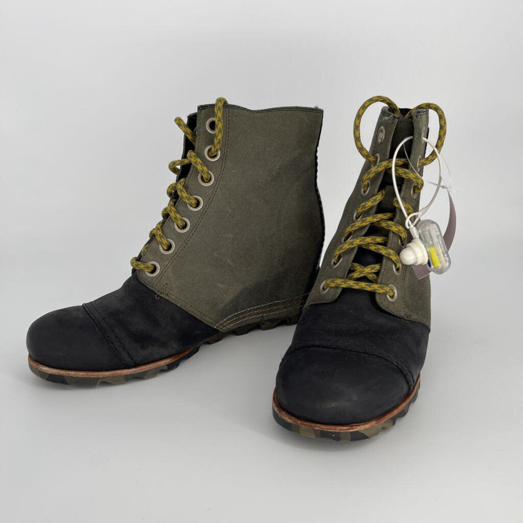 Sorel Wedge Booties