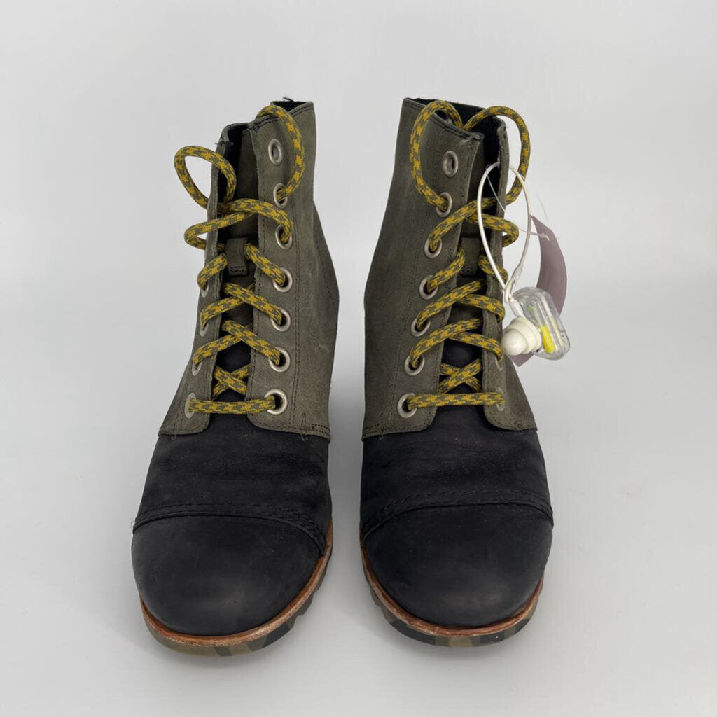Sorel Wedge Booties