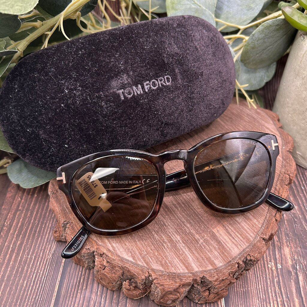 Tom Ford TF590 Sunglasses