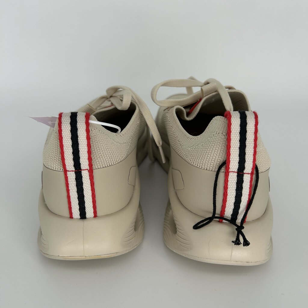 Hunter Sneakers