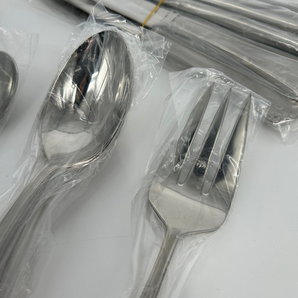 Reed & Barton Flatware Set