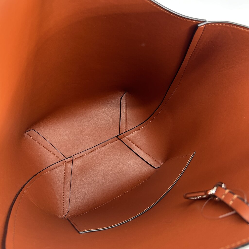 Bucket Bag with Zippered Pouch