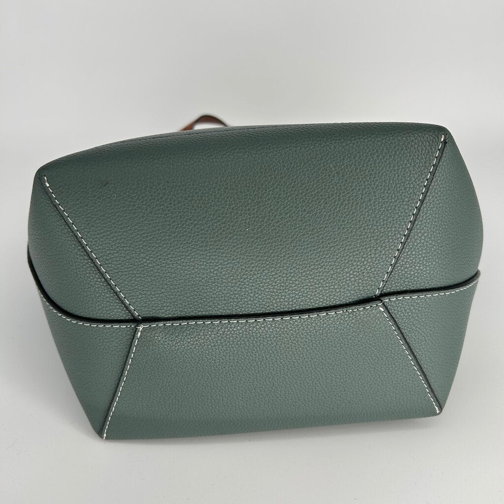 Bucket Bag with Zippered Pouch