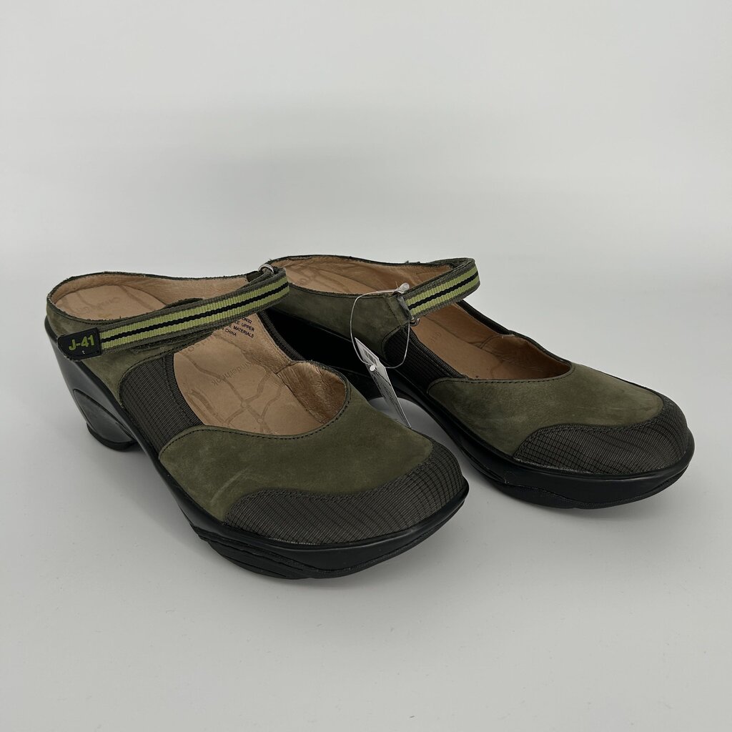 J-41 Mary-Jane Clog
