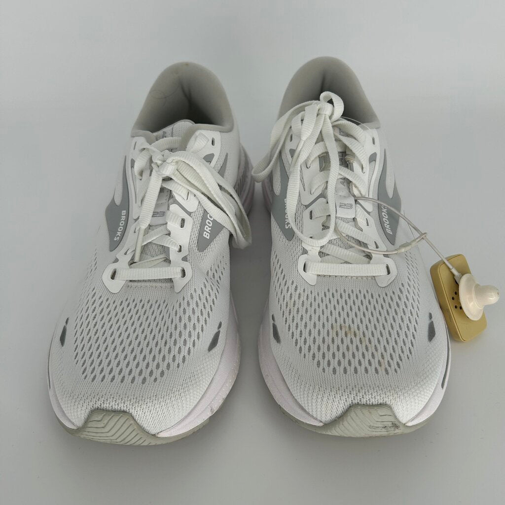Brooks Sneakers