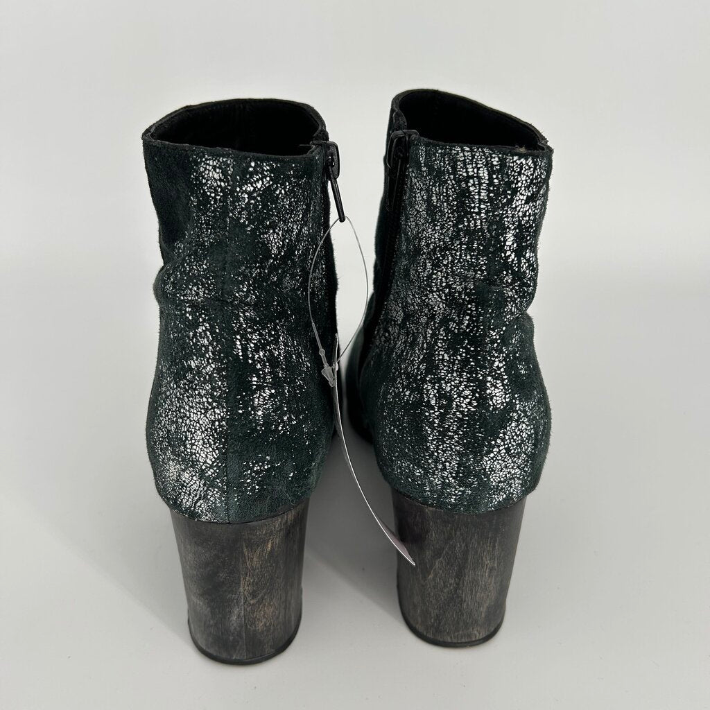 Callen Cordero Short Boots