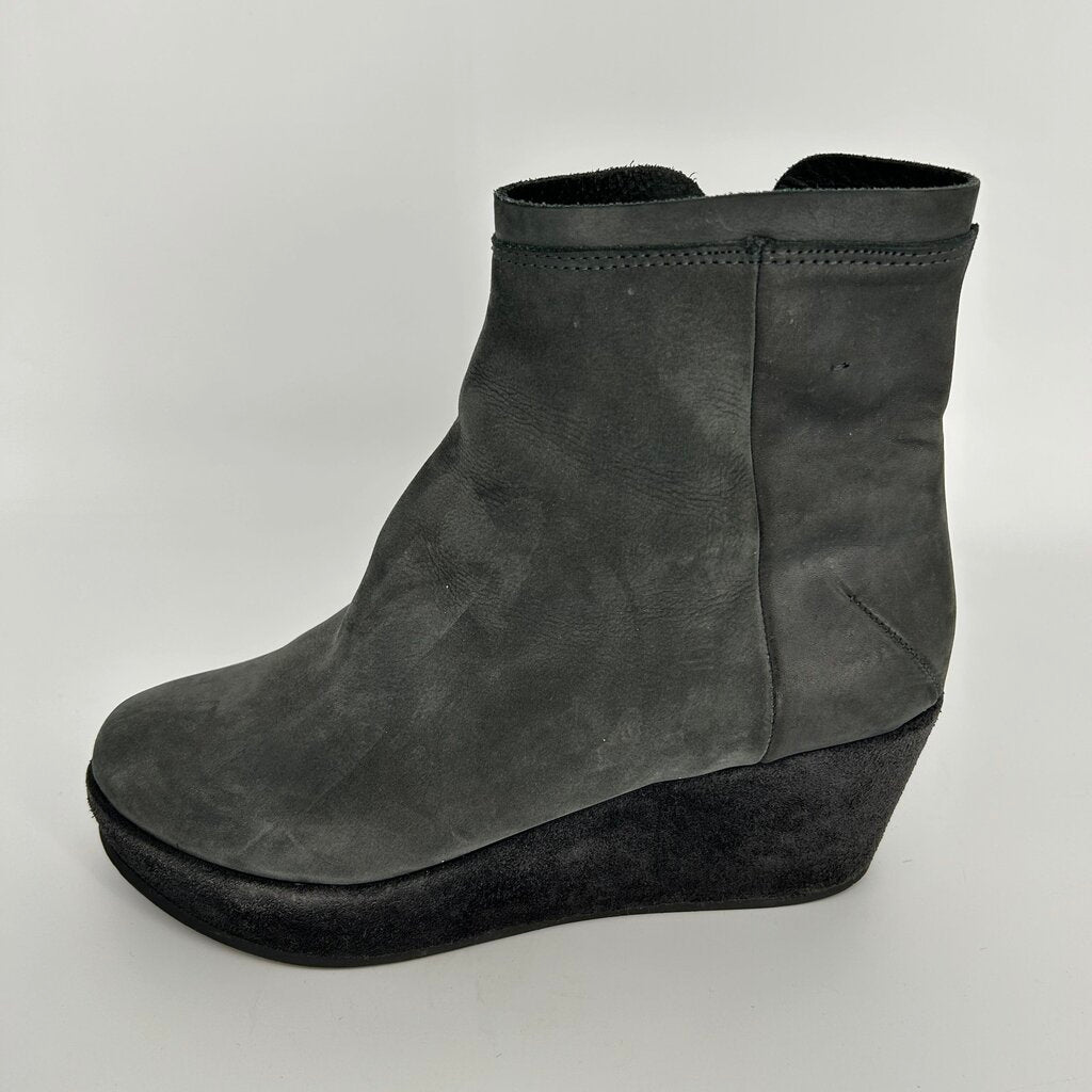 Humanoid Suede Boots