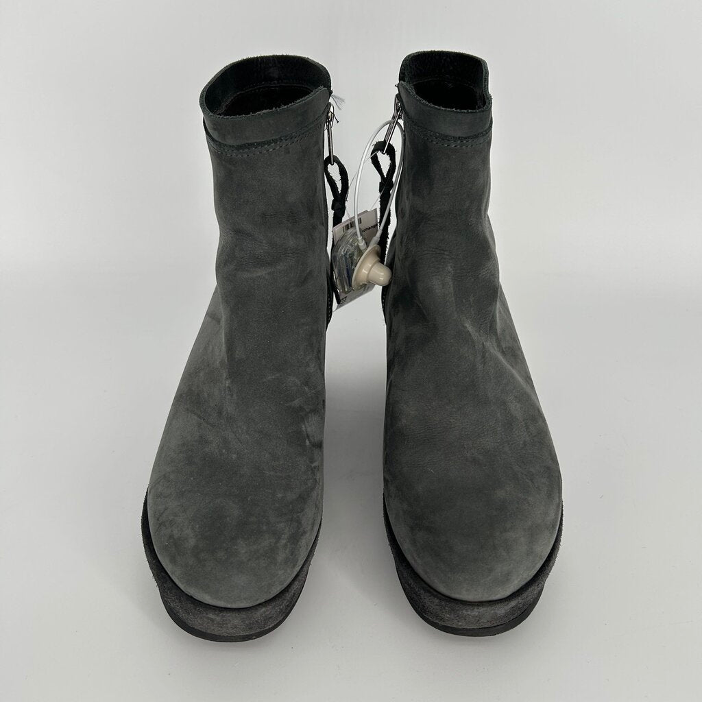 Humanoid Suede Boots